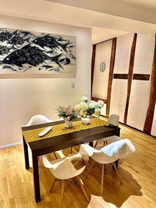 Wohnung Am Schloss 2 - Bestes Apartment In Weilburg Bagian luar foto