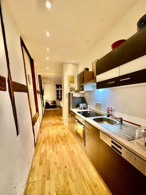 Wohnung Am Schloss 2 - Bestes Apartment In Weilburg Bagian luar foto
